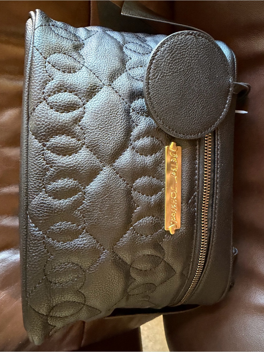 Betsey Johnson Double Bow Black Quilted Train Case w/Top Handle & Charm NWT - Picture 5 of 7